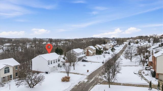 140 Cedar Ridge Dr, Center Twp, PA 15061