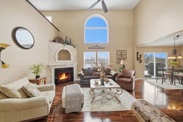 140 Cedar Ridge Dr, Center Twp, PA 15061