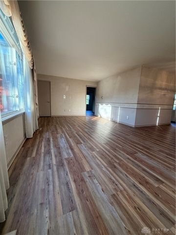 8845 Flick Road, Tipp City, OH 45371