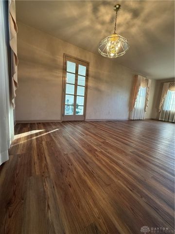 8845 Flick Road, Tipp City, OH 45371