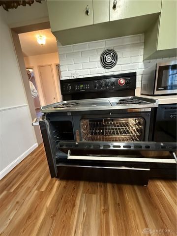 8845 Flick Road, Tipp City, OH 45371