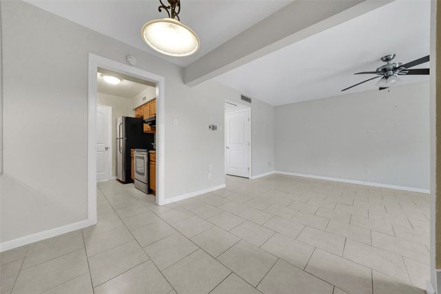 1817 E Grauwyler Road 158, Irving, TX 75061