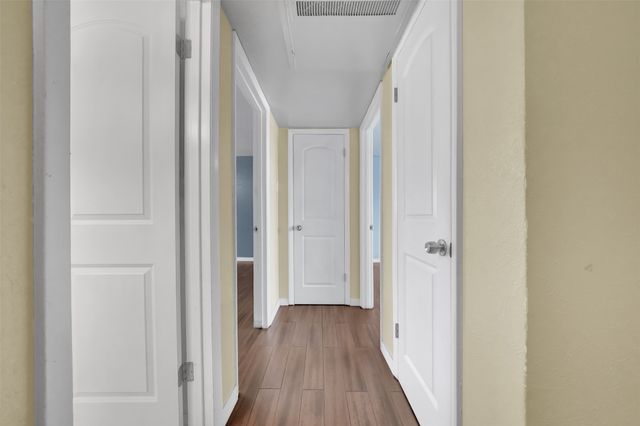 1817 E Grauwyler Road 158, Irving, TX 75061