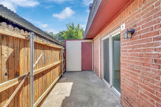 1817 E Grauwyler Road 158, Irving, TX 75061