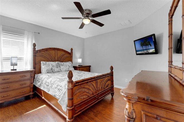 8646 LA ISLA DRIVE, Kissimmee, FL 34747
