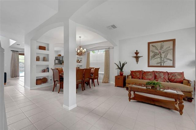 8646 LA ISLA DRIVE, Kissimmee, FL 34747