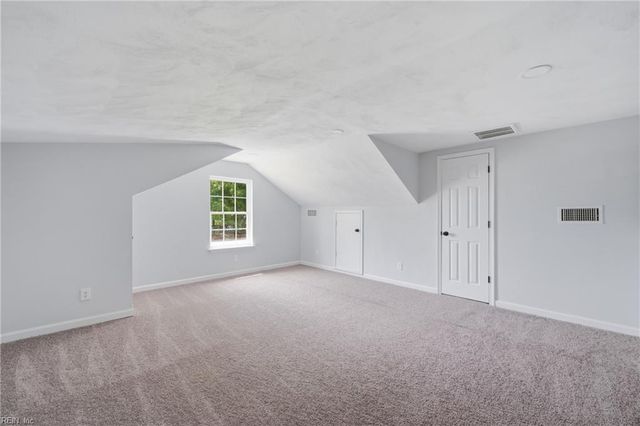 2084 Nansemond PW, Suffolk, VA 23434