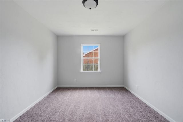 2084 Nansemond PW, Suffolk, VA 23434