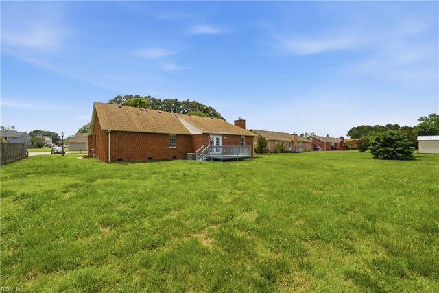 2084 Nansemond PW, Suffolk, VA 23434