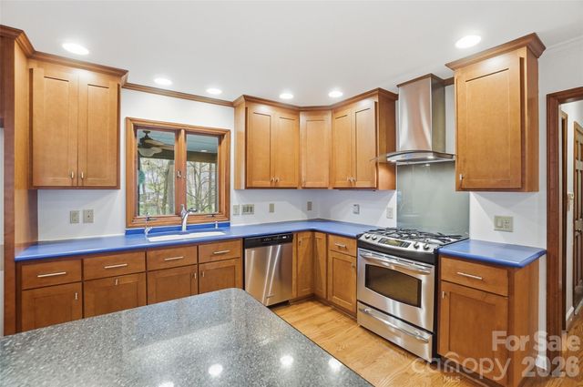 534 Aldeborough Lane, Charlotte, NC 28270