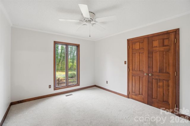 534 Aldeborough Lane, Charlotte, NC 28270