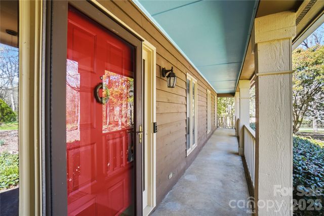 534 Aldeborough Lane, Charlotte, NC 28270