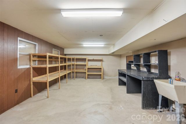 534 Aldeborough Lane, Charlotte, NC 28270