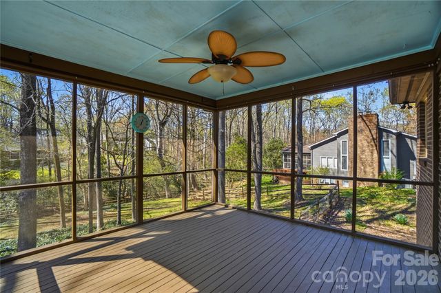 534 Aldeborough Lane, Charlotte, NC 28270