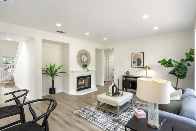 5089 Winterbrook Ave, Dublin, CA 94568