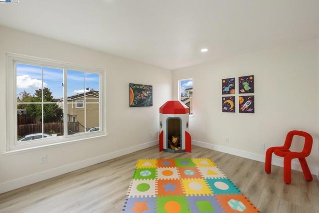 5089 Winterbrook Ave, Dublin, CA 94568