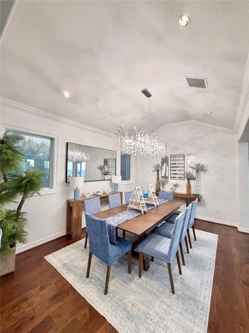 415 Avenue I, Dickinson, TX 77539