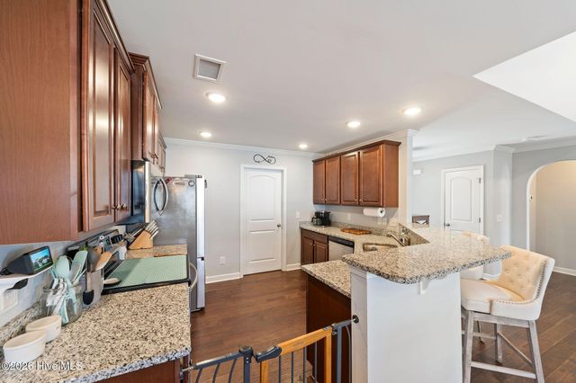 2083 Southern Pine Drive, Leland, NC 28451