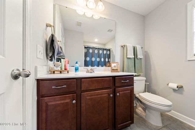 2083 Southern Pine Drive, Leland, NC 28451