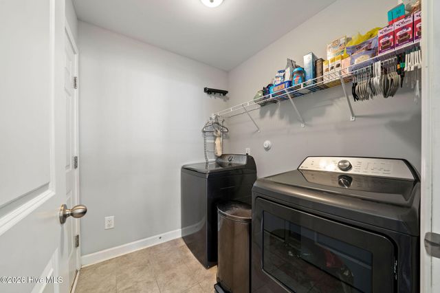 2083 Southern Pine Drive, Leland, NC 28451