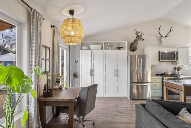 21374 Starling Drive, Bend, OR 97701