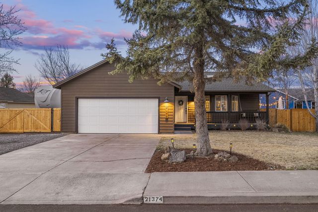 21374 Starling Drive, Bend, OR 97701