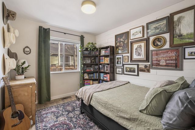 21374 Starling Drive, Bend, OR 97701