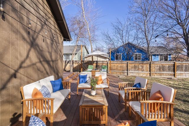 21374 Starling Drive, Bend, OR 97701