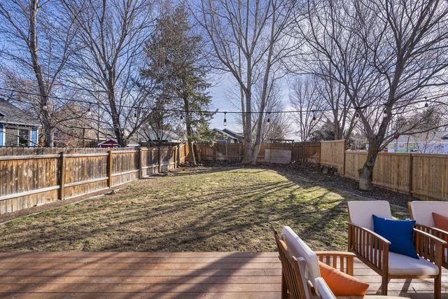 21374 Starling Drive, Bend, OR 97701