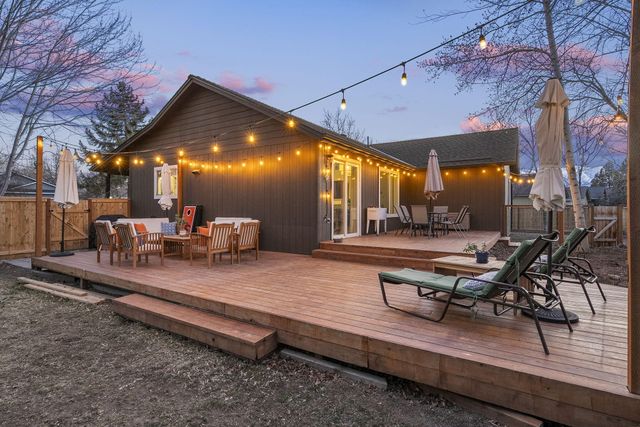 21374 Starling Drive, Bend, OR 97701