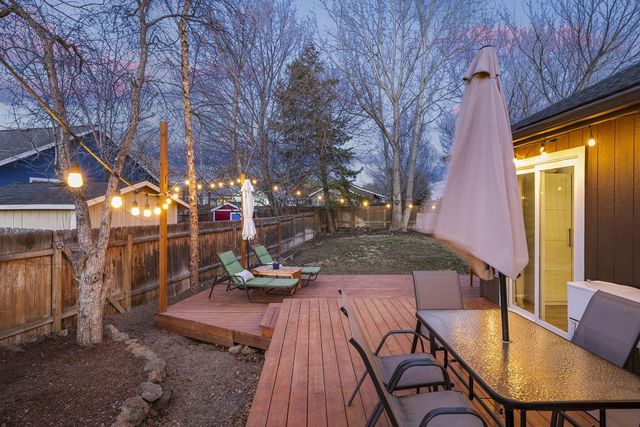 21374 Starling Drive, Bend, OR 97701