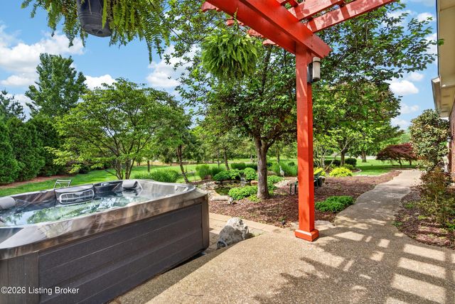 4900 Olde Creek Way, Prospect, KY 40059