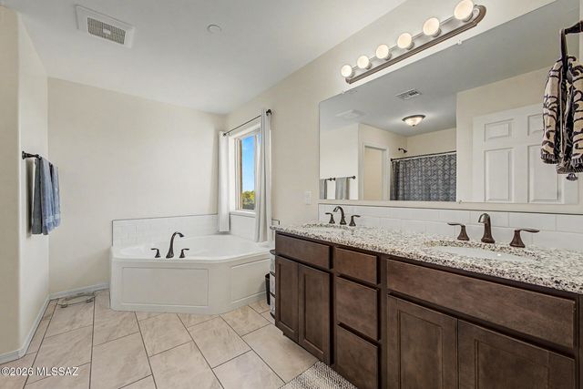 3730 E Tapia Drive, Vail, AZ 85641