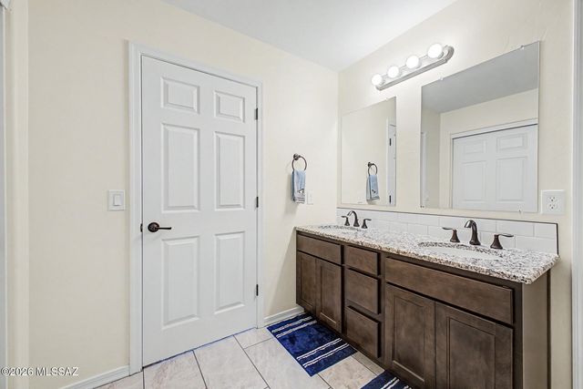 3730 E Tapia Drive, Vail, AZ 85641