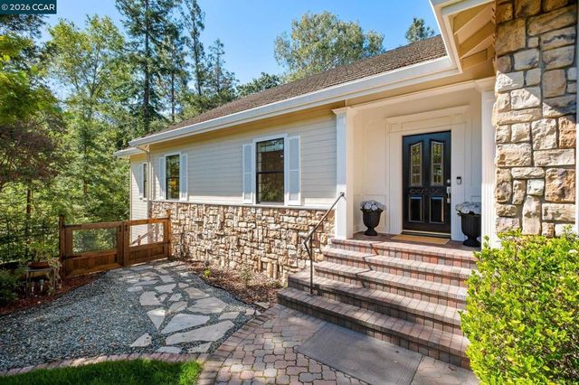 40 Donkey Flats Court, Pleasant Hill, CA 94523