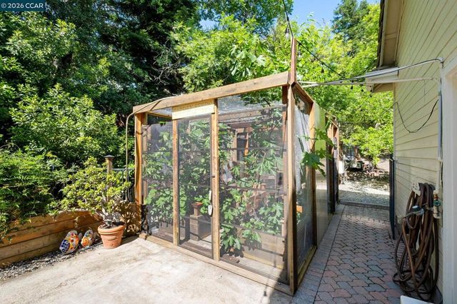 40 Donkey Flats Court, Pleasant Hill, CA 94523