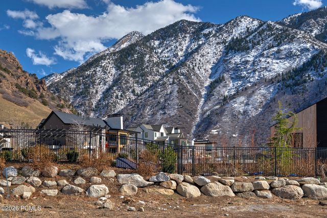 7054 S City View Drive 35, Cottonwood Heights, UT 84121