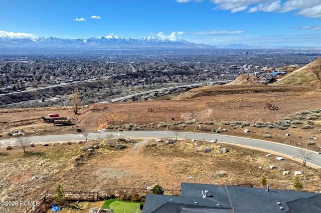 7054 S City View Drive 35, Cottonwood Heights, UT 84121