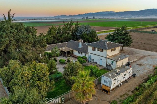 23710 Potter Road, Salinas, CA 93908
