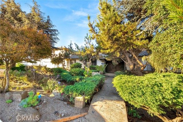 23710 Potter Road, Salinas, CA 93908