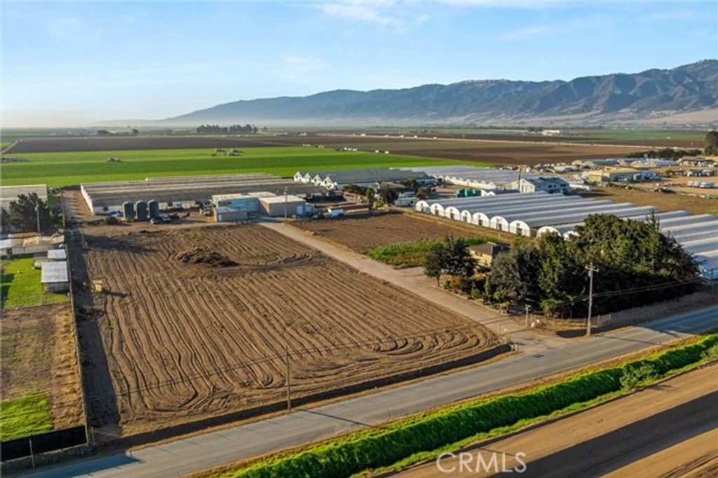 23710 Potter Road, Salinas, CA 93908