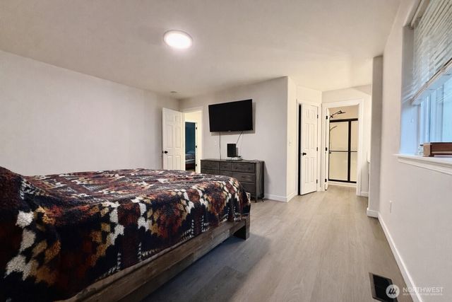 18240 E Clear lake Boulevard SE, Yelm, WA 98597