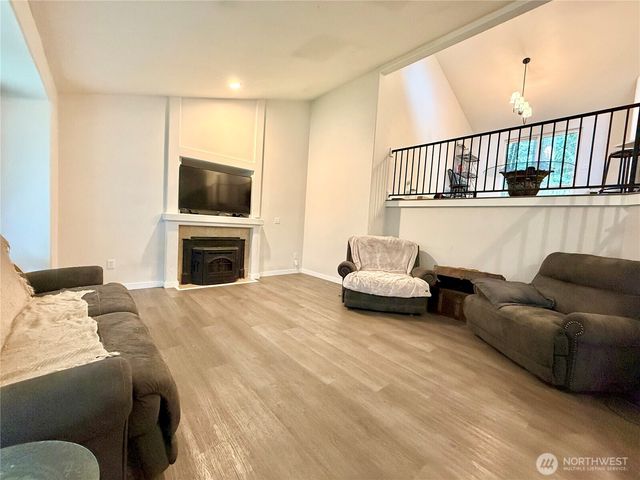 18240 E Clear lake Boulevard SE, Yelm, WA 98597