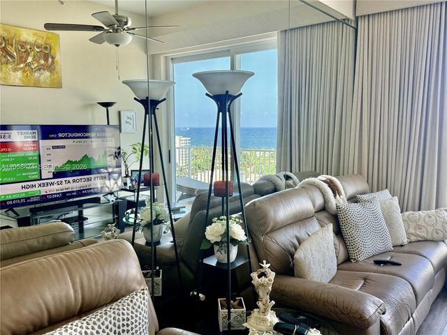 3020 NE 32nd Ave PH3, Fort Lauderdale, FL 33308