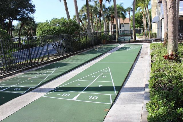 3345 Lucerne Park Drive, Greenacres, FL 33467