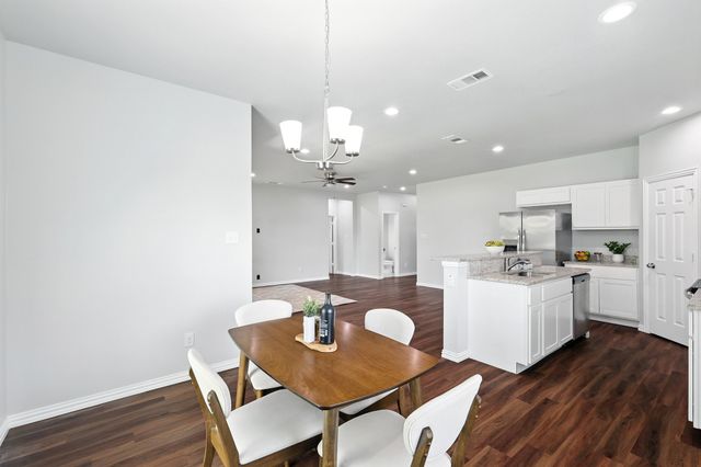 1601 Jupiter Lane, Ennis, TX 75119