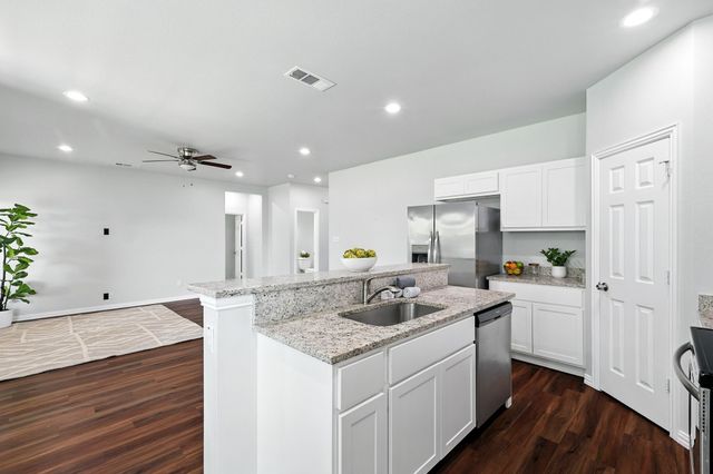 1601 Jupiter Lane, Ennis, TX 75119