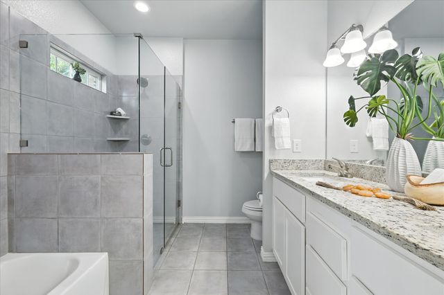 1601 Jupiter Lane, Ennis, TX 75119