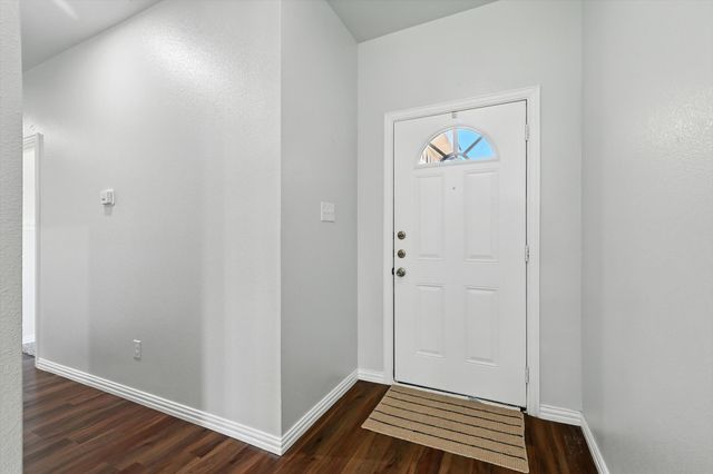 1601 Jupiter Lane, Ennis, TX 75119