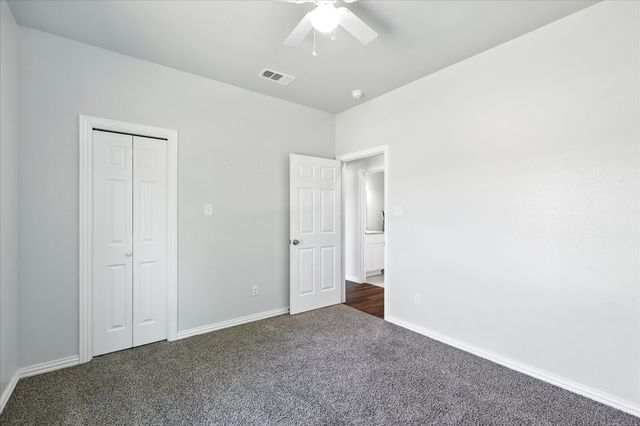 1601 Jupiter Lane, Ennis, TX 75119